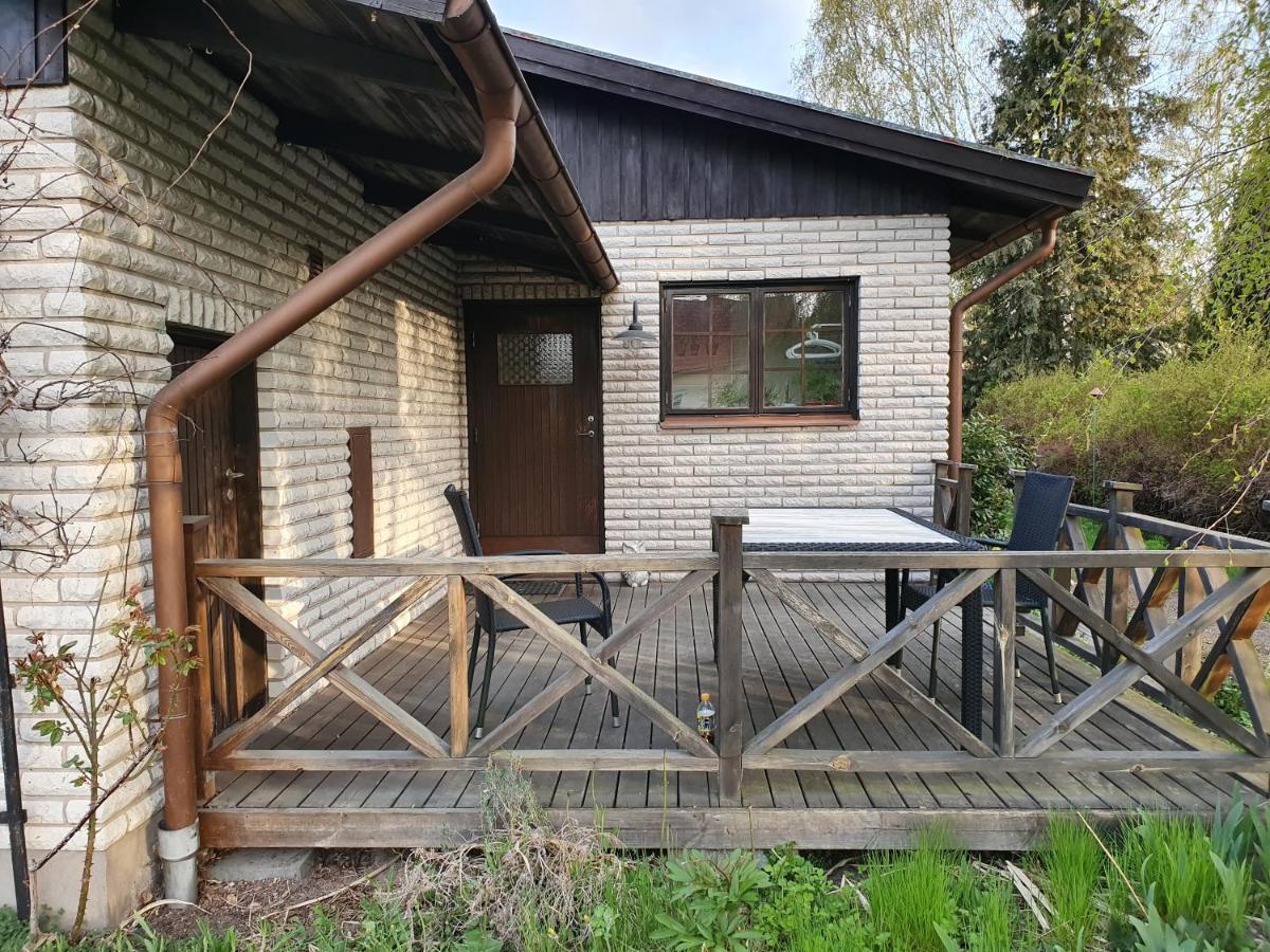 Lugnt Boende Intill Ljungbyan Ljungbyholm Esterno foto